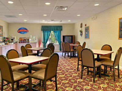 Econo & Hotel Marietta